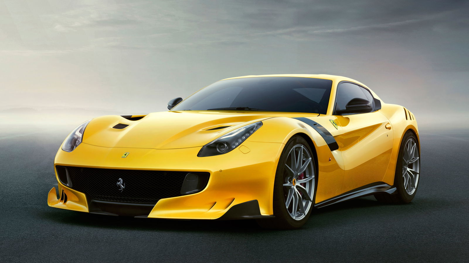 6 Ways The Ferrari F12tdf Was Transformed Into The Ultimate Lightweight V12 Track Monster