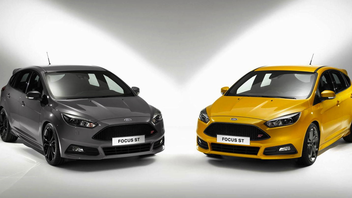 The New Ford Focus ST Is Here, And It's Brought Along An Oil-Burning Brother 