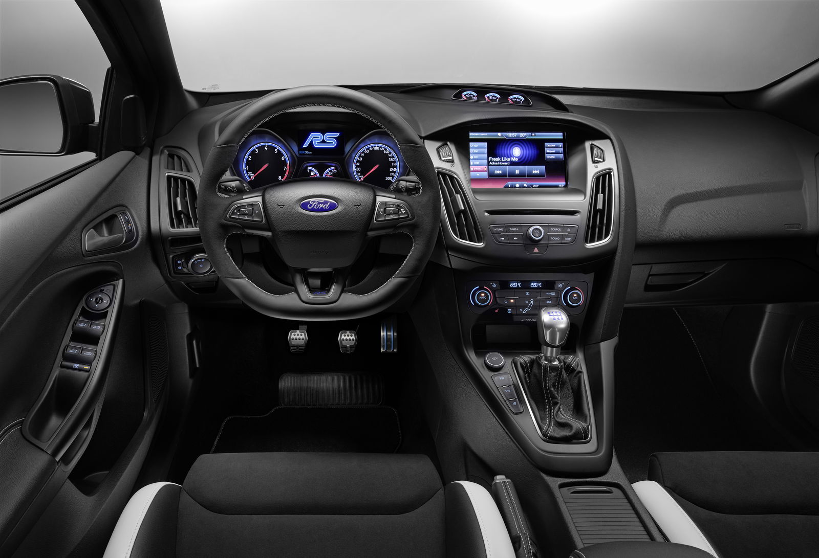 Ford Focus RS Performance Revealed: 0-62mph: 4.7 Seconds, 165mph