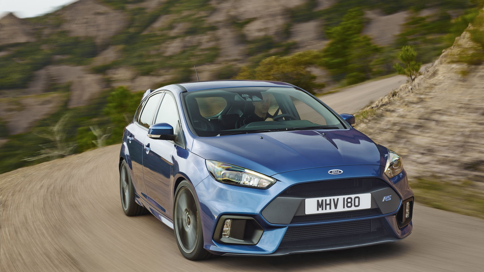 Ford Focus RS Performance Revealed: 0-62mph: 4.7 Seconds, 165mph