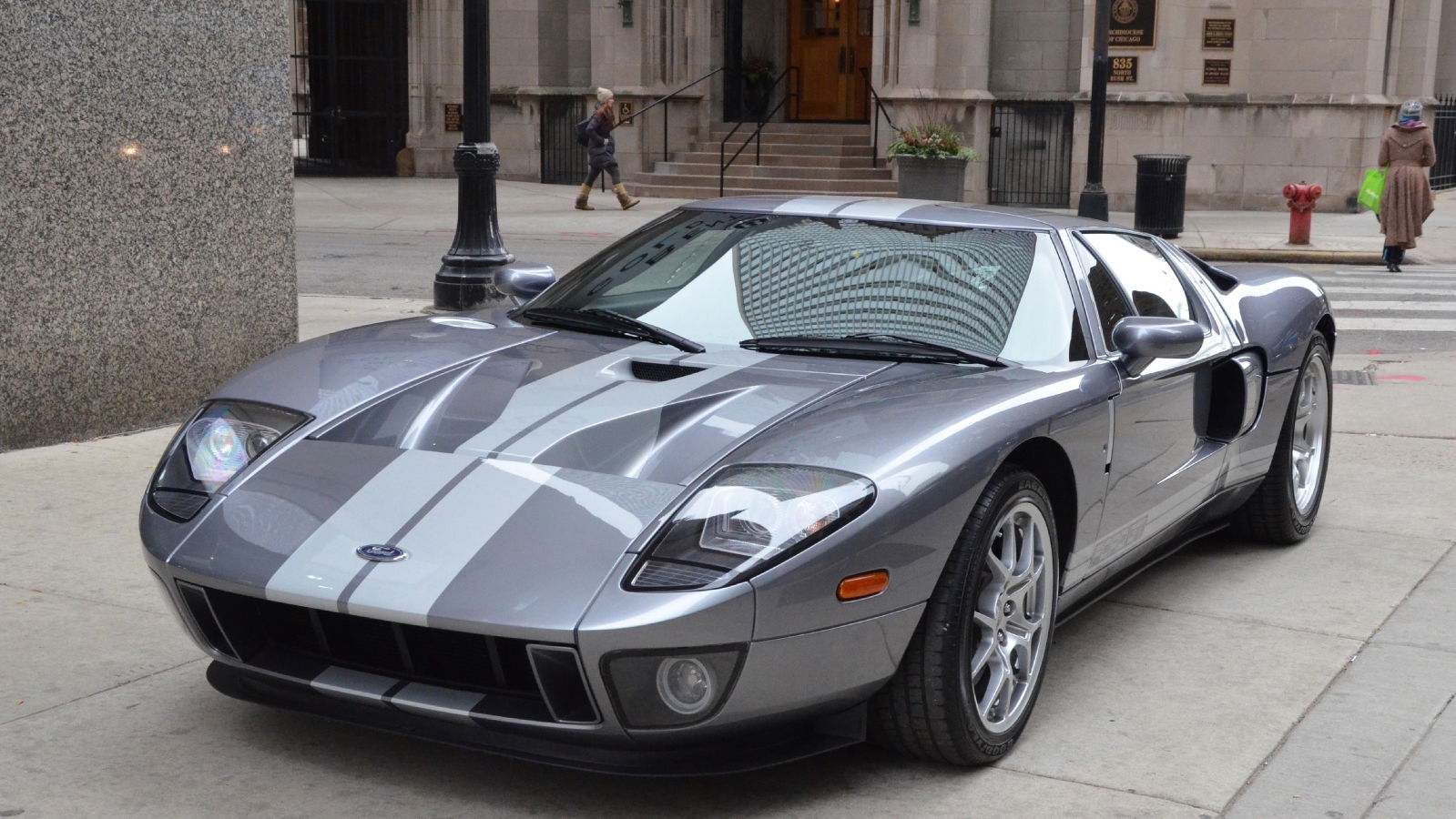 The Old V8 Ford GT Is A Blue Collar Supercar You Can Buy Right Now