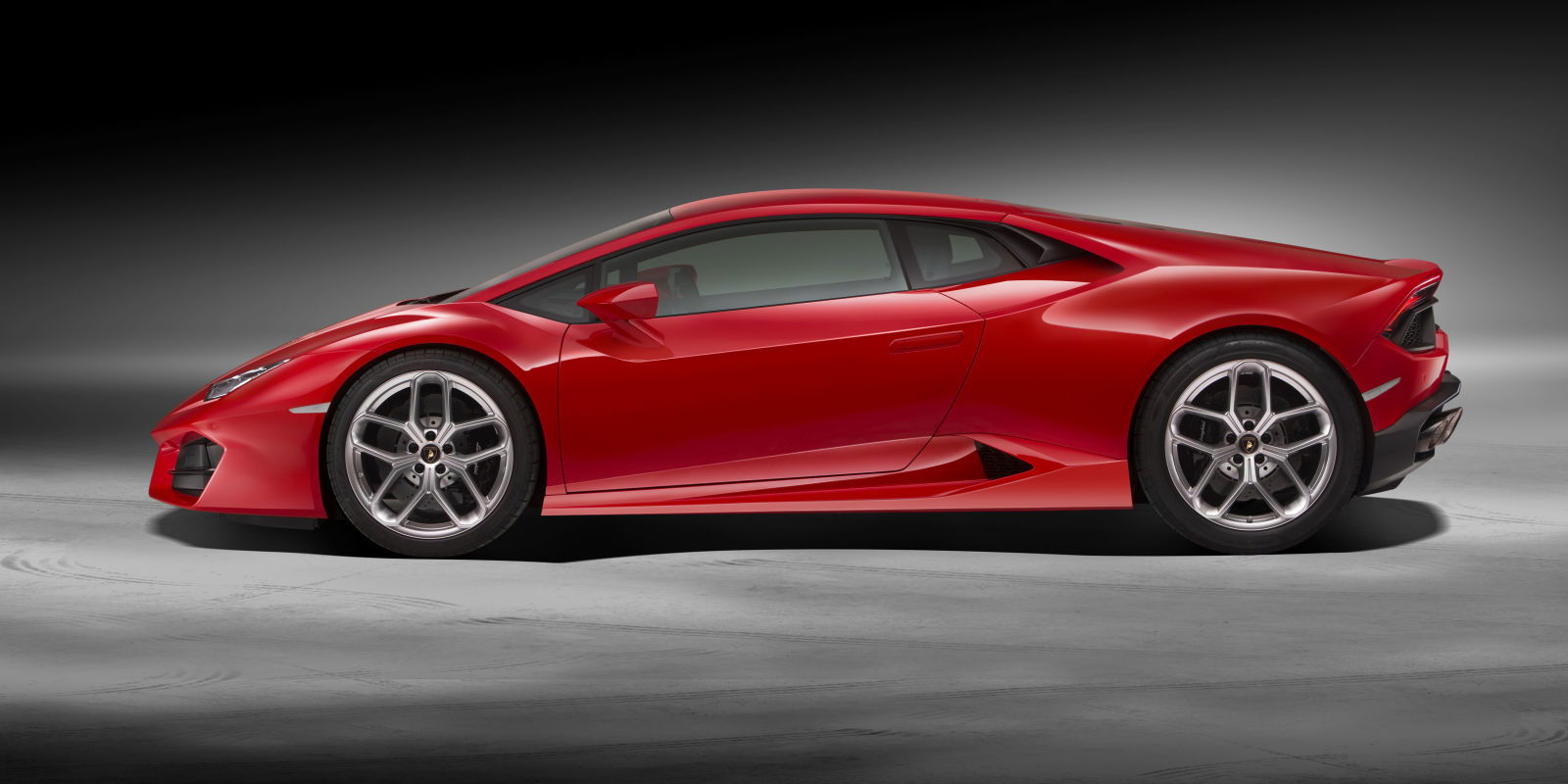 Say Hello To The Lamborghini LP580-2, The Rear-Wheel Drive Huracan We've Been Waiting For
