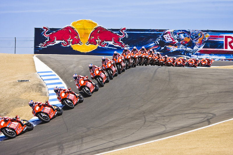 How V8 Supercars Compares To The DTM Series