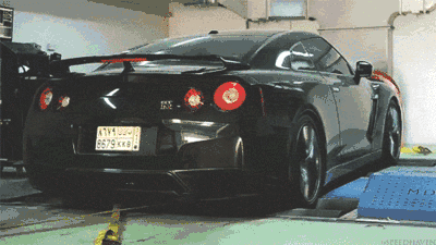 15 Incredible Car GIFs You'll Watch Over And Over Again 