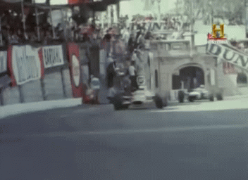 18 Spectacular Gifs Of F1 Racing Around Monaco