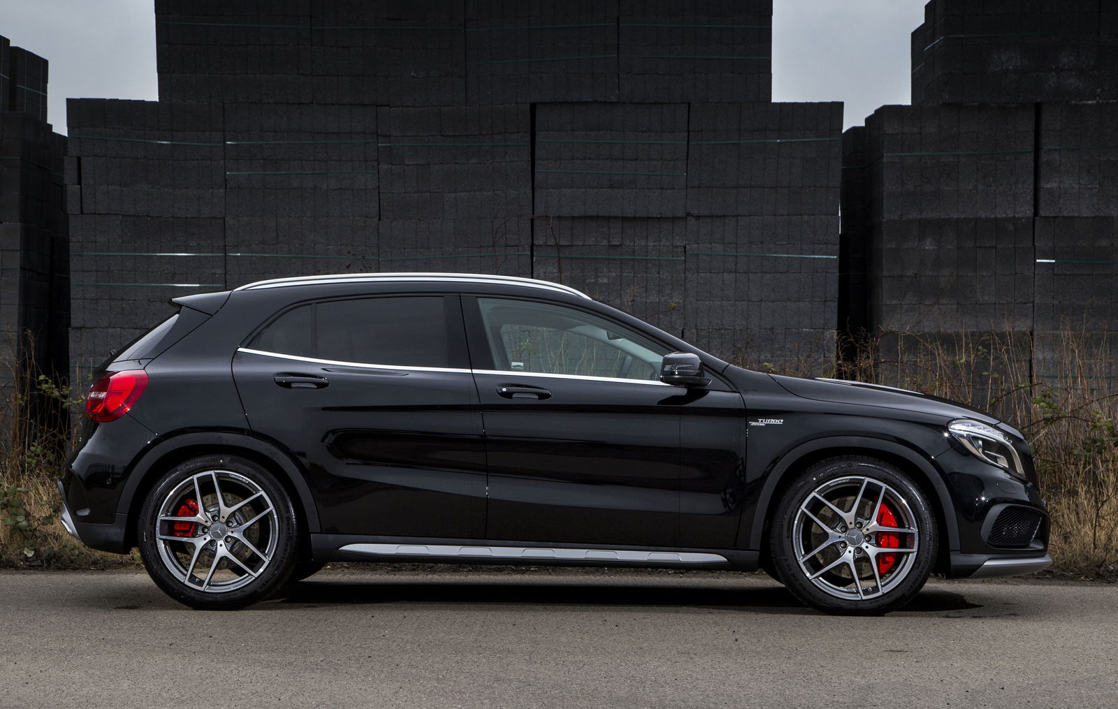 Can A Four-Wheel Drive, Four-Cylinder Crossover Really Be A Proper AMG? 