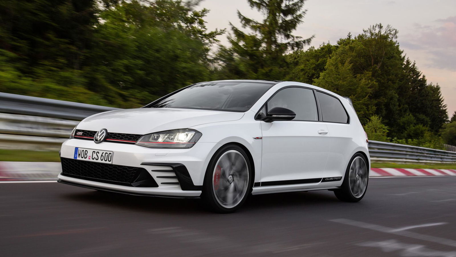 The VW Golf GTI Clubsport Is A 286bhp Birthday Celebration