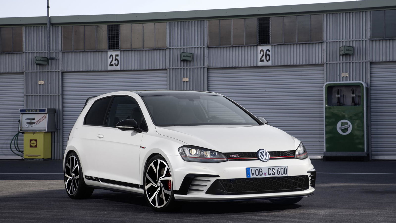 The FWD VW Golf GTI Clubsport Costs Almost The Same As The Golf R