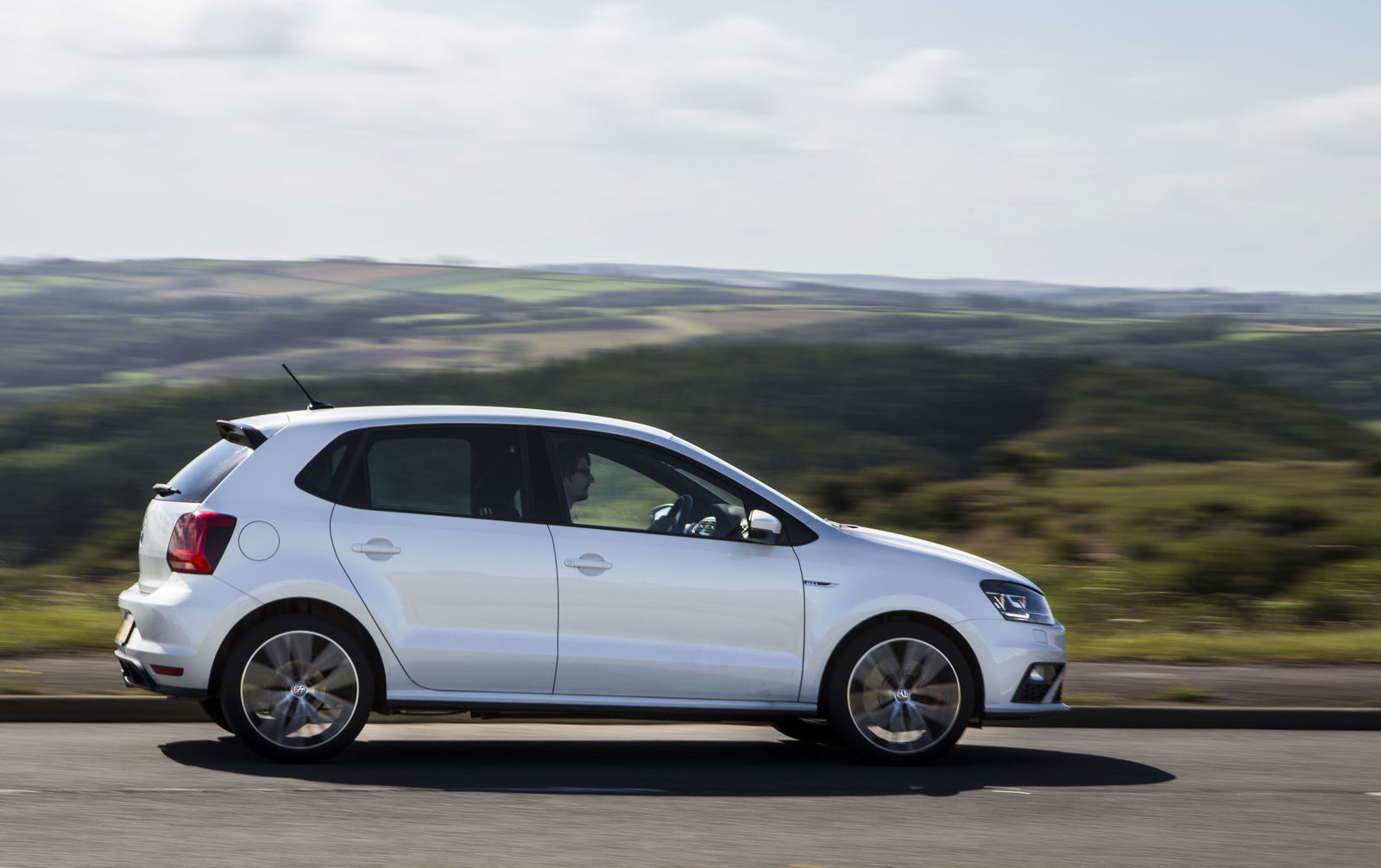 How Far Have VW Hot Hatches Come in 25 Years? 