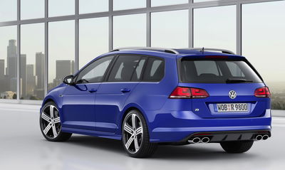 The VW Golf R Estate Is A 296bhp Four-Wheel Drive Super Wagon 