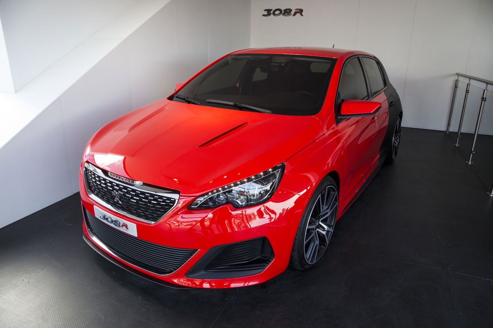 Peugeot's New 308 GT Looks Fast And Sexy, But It Fails To Satisfy Me As A Petrolhead 