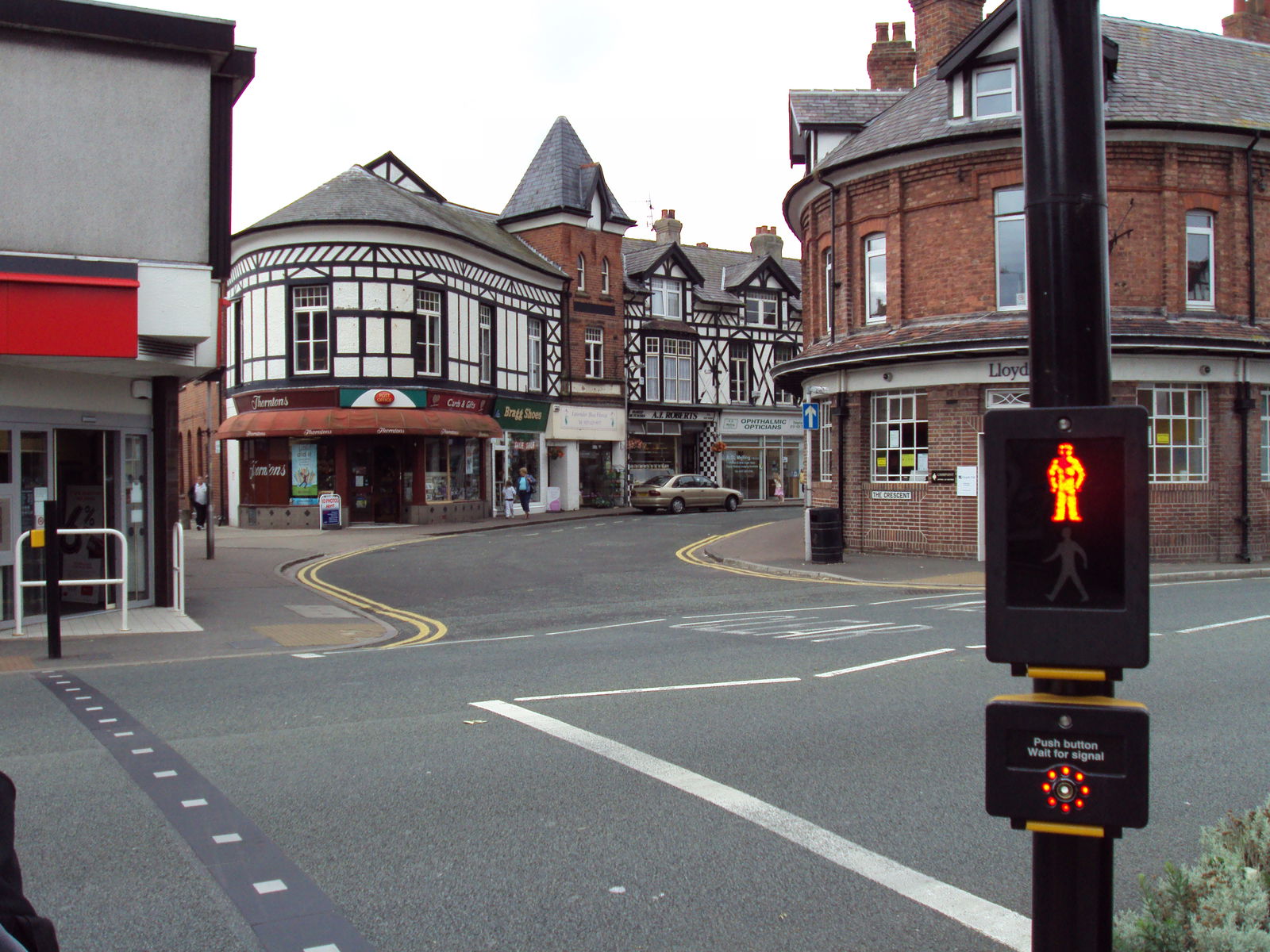 If You Press The Pedestrian Crossing Button, You're Probably Wasting Your Time