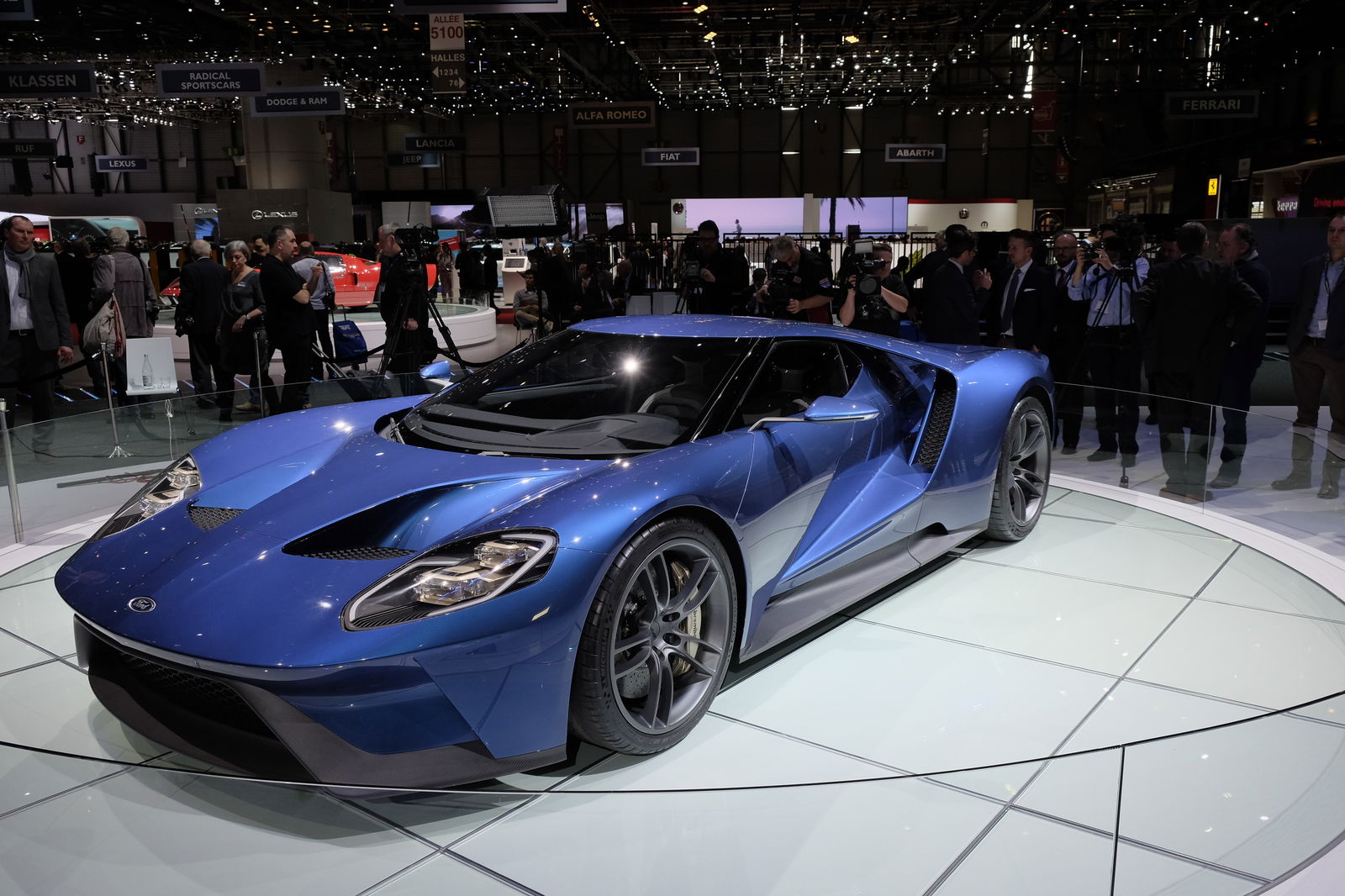 This stunning two-door coupe has a mid-mounted 3.5-litre Ecoboost V6