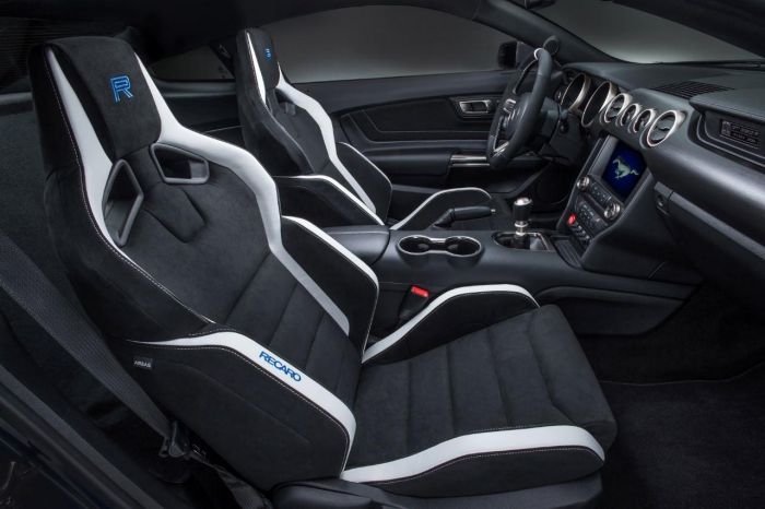 Ford Mustang GT350 and GT350R Order Guides Have Been Leaked Online
