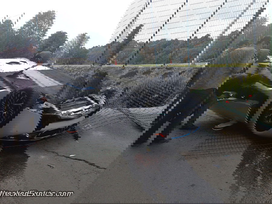 This BMW i8 Was Flipped By A Journalist In Mexico 