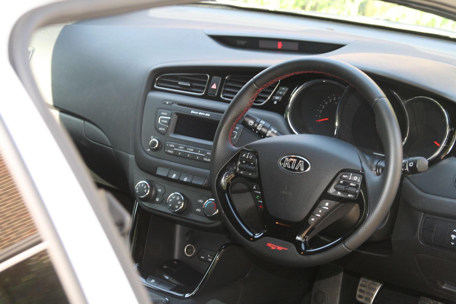 The Kia Pro Cee'd GT Is One Of The Best Budget Cars To Get Quiet Respect From Petrolheads