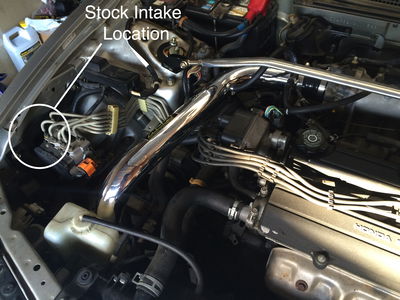 Stock intake pulls from within the engine bay on this 1999 Acura Integra GS