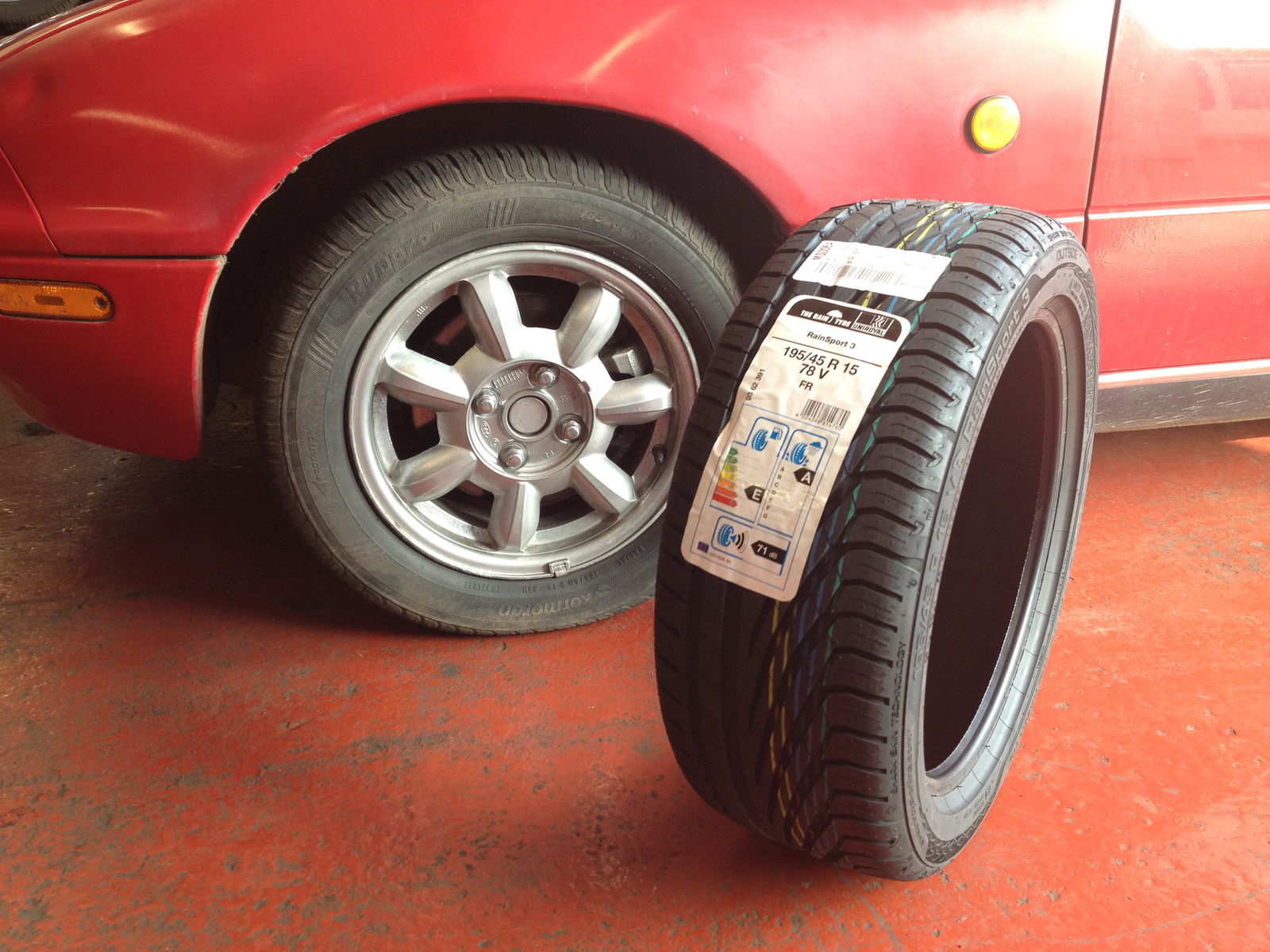 Uniroyal Rainsport 3 tyres have A-rated wet grip