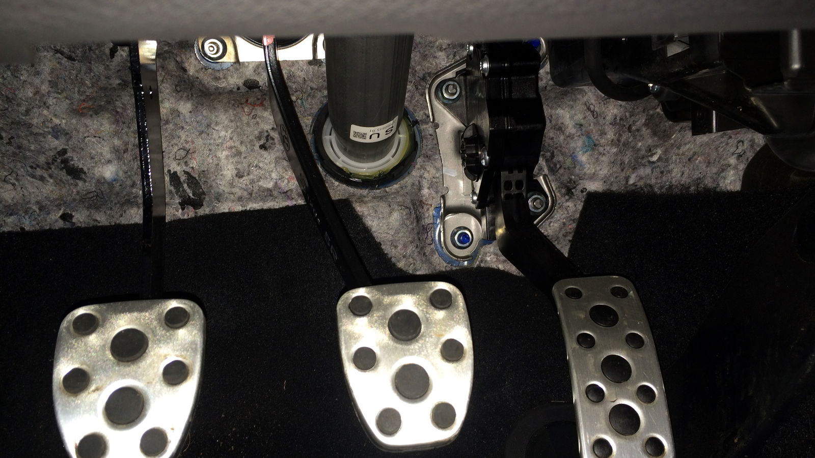 Engineering Explained: How Manual Transmissions Work And Why They're Better