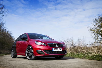 Peugeot 308 GTI 270 Review: Blisteringly Quick With One Fatal Flaw