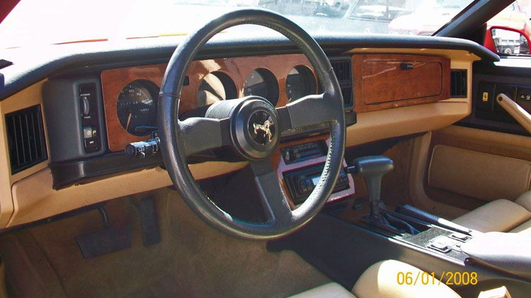 This Ferrari 308 Replica Is Nearly As Bad As Its Sales Pitch