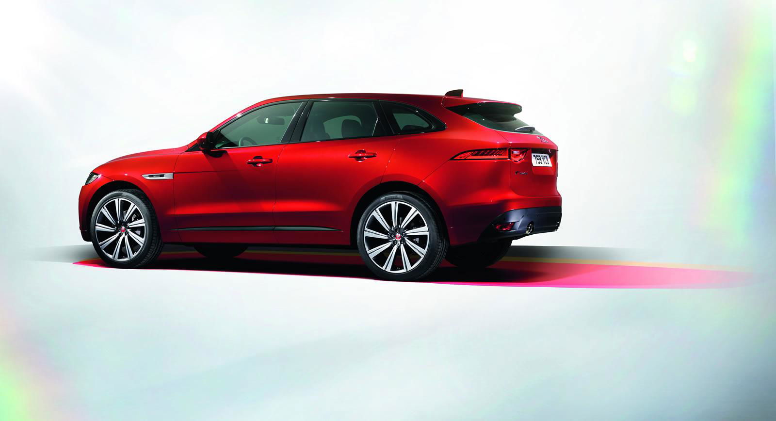 Say Hello To The Jaguar F-Pace: A Macan Eater With Up To 375bhp