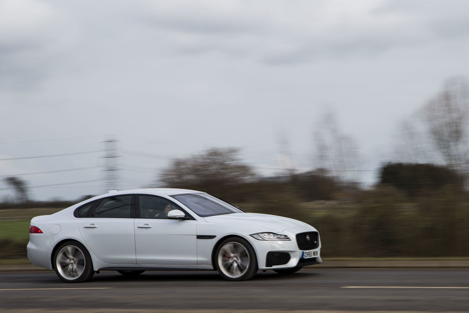 Why I'd Have A Diesel Jaguar XF S Over The 375bhp Petrol 