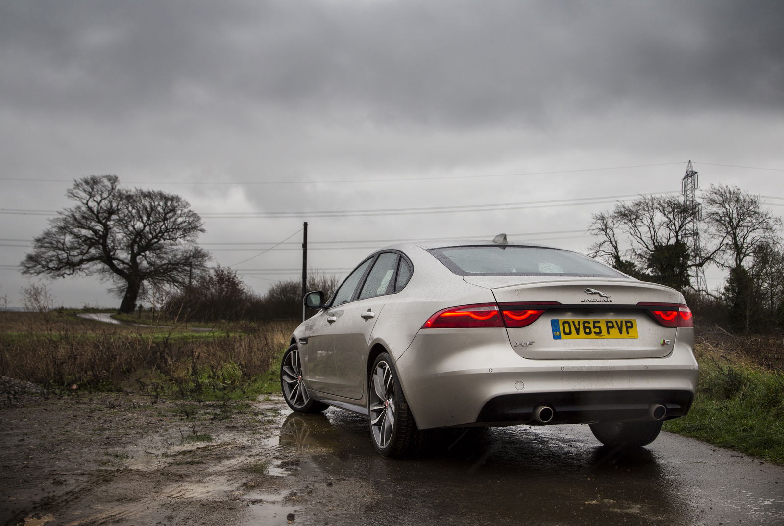 Why I'd Have A Diesel Jaguar XF S Over The 375bhp Petrol 