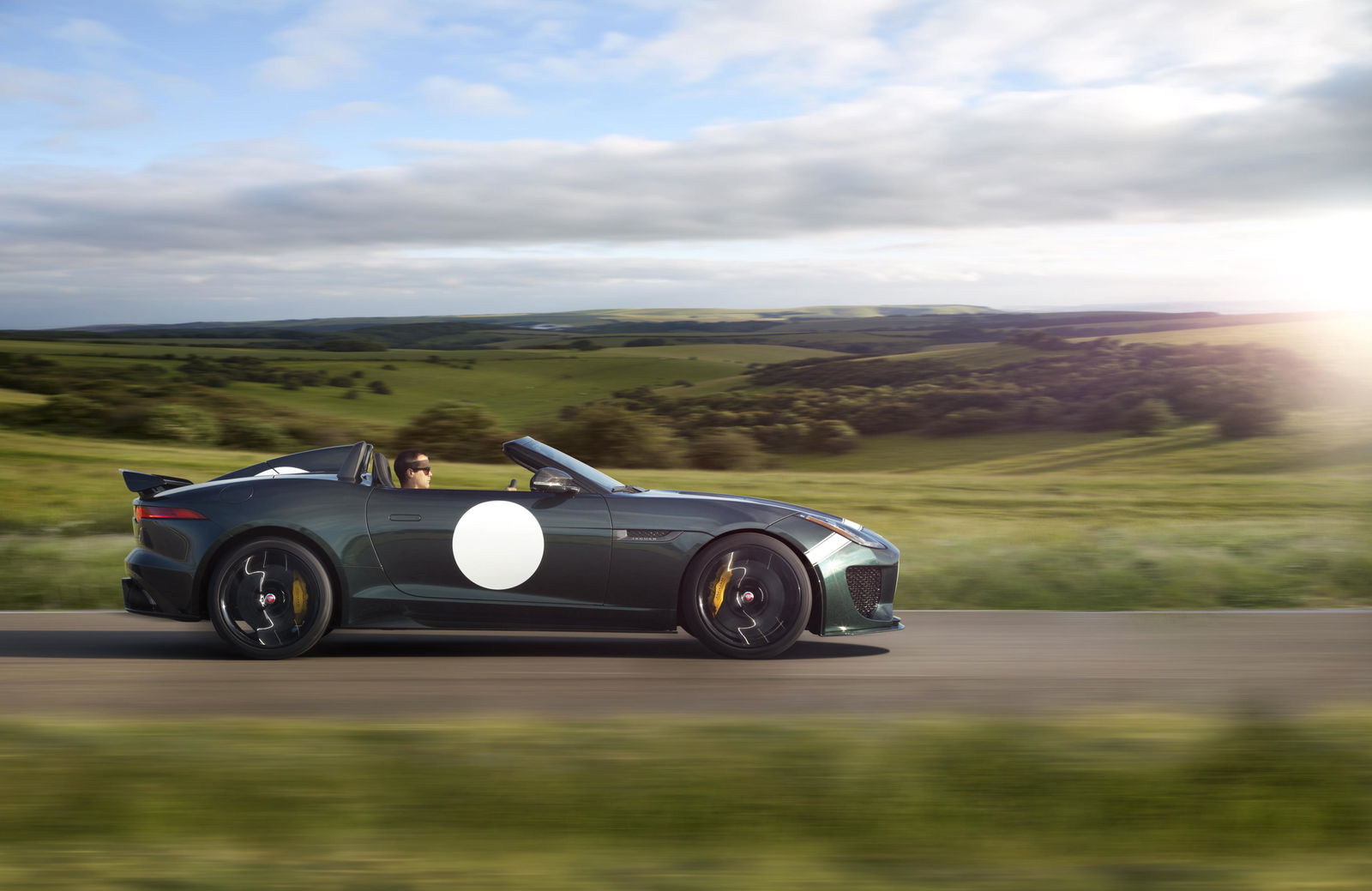 Here Are 7 Awesome Images Of The Stunning Jag F-Type Project 7'