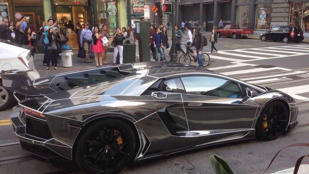Tron-Inspired Chrome Lamborghini Aventador: Hot Or Not? 