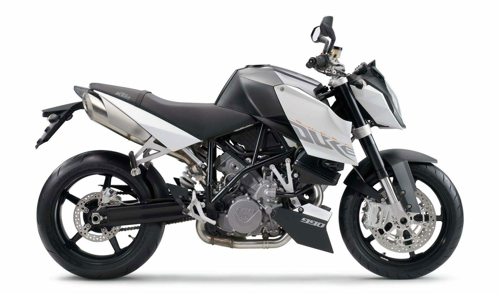 The 6 Greatest Naked Bikes For Under £5000