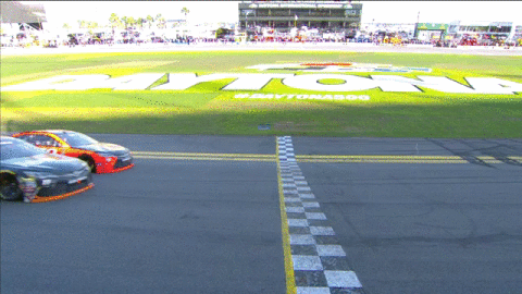 24 Crazy Nascar Gifs That Will Have You On The Edge Of Your Seat