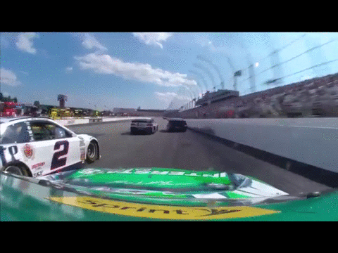 24 Brilliantly Opportunistic Racing Overtakes
