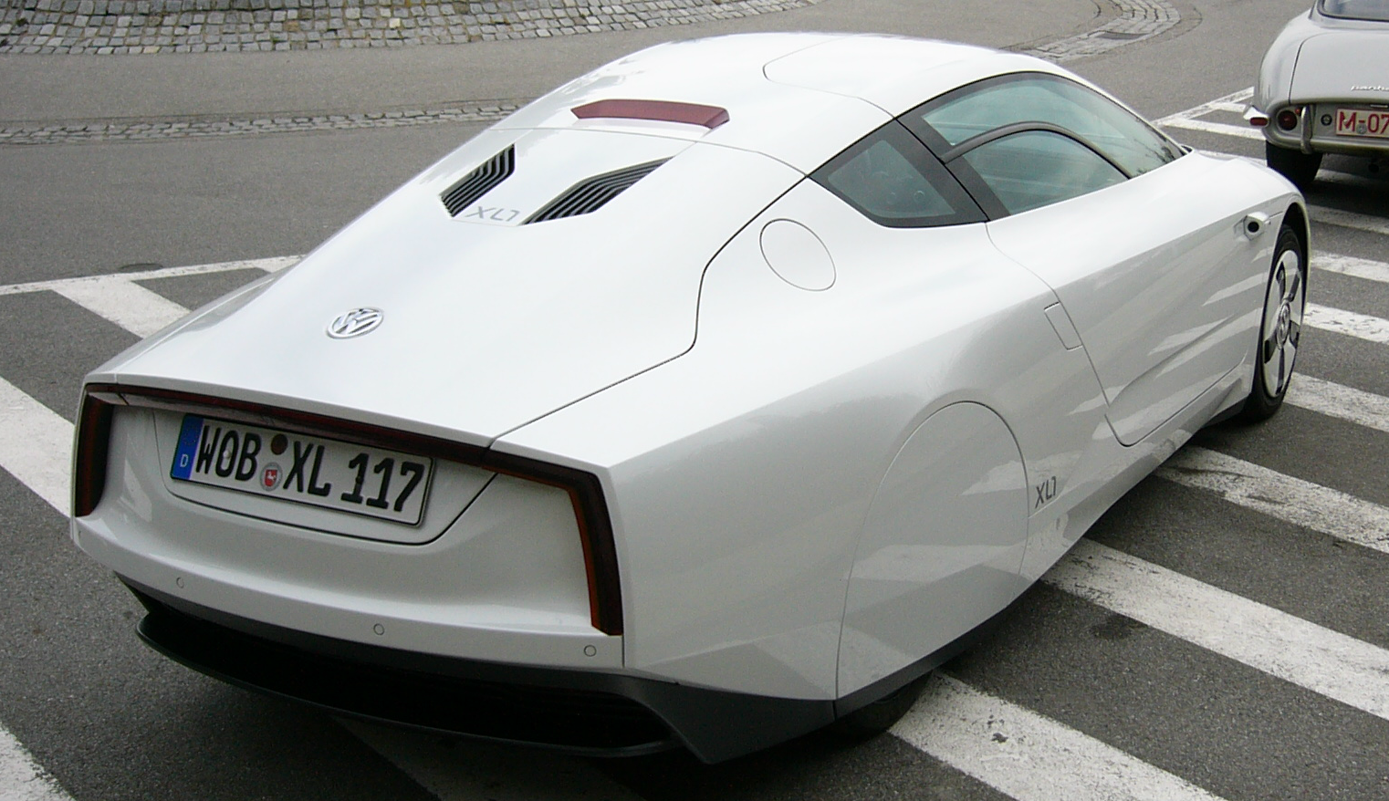 6 Crazy Wing Mirror Designs You Can't Help But Admire