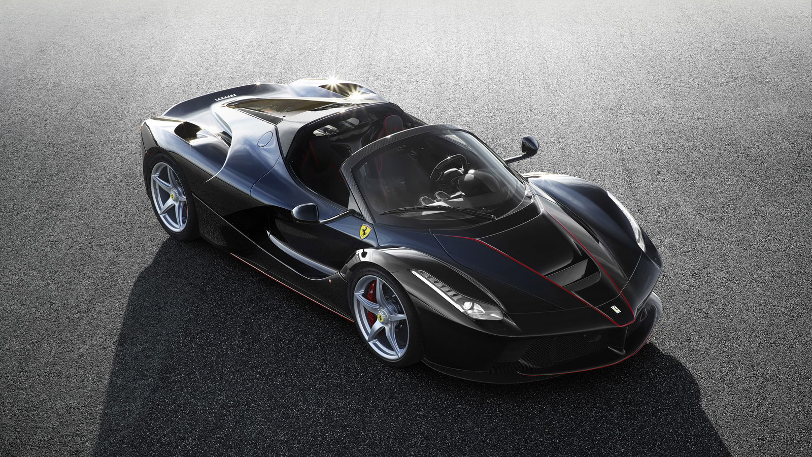 Here's Your First Proper Look At The LaFerrari Spider (Updated)