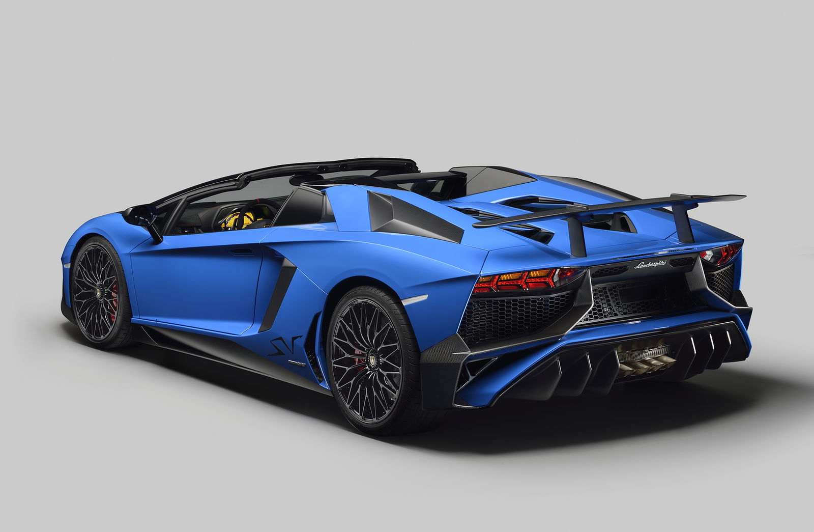 Say Hello To The Stunning Lamborghini Aventador LP 750-4 Superveloce Roadster