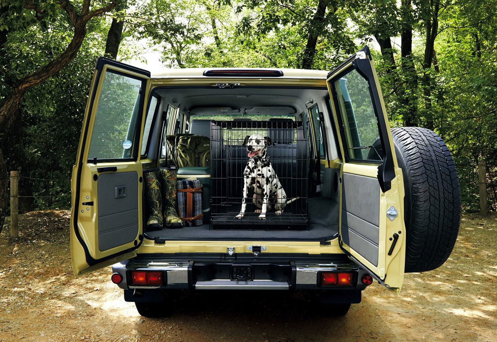 The Toyota Land Cruiser 70 Is Back In Japan, But For One Year Only 