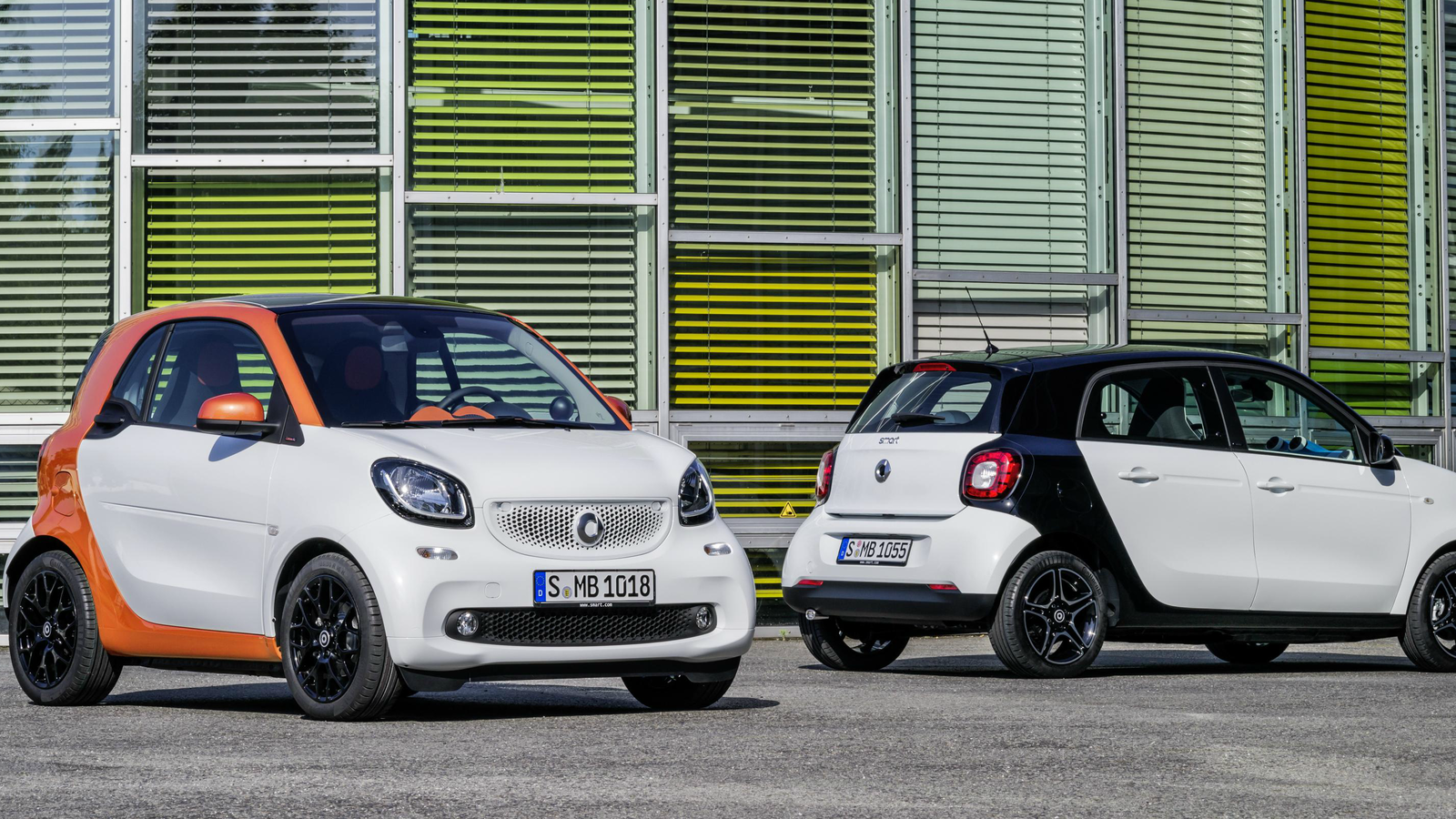 The New Smart ForTwo and ForFour Are Quirky Rear-Engined, Rear-Wheel Drive City Cars