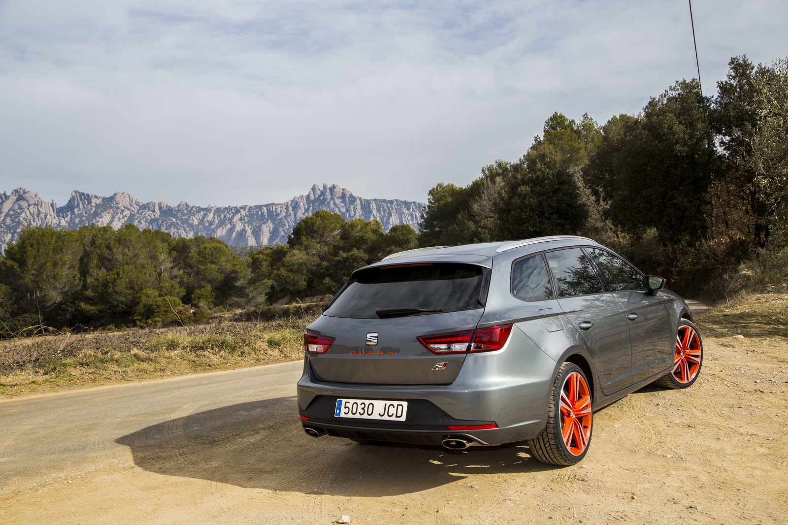 5 Reasons Why The Seat Leon ST Cupra Is The New King Of The Sub-£30k Club