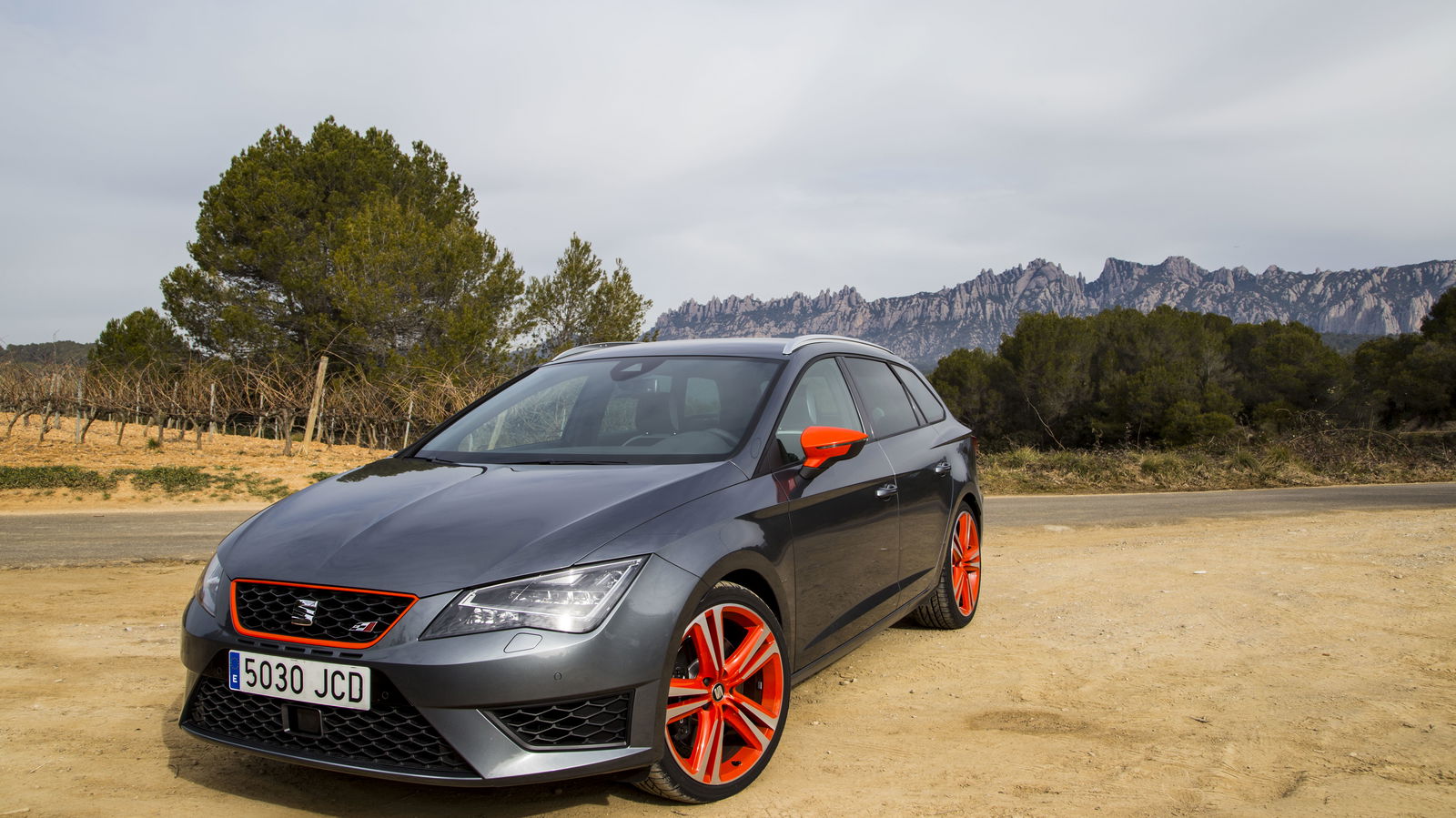 5 Reasons Why The Seat Leon ST Cupra Is The New King Of The Sub-£30k Club