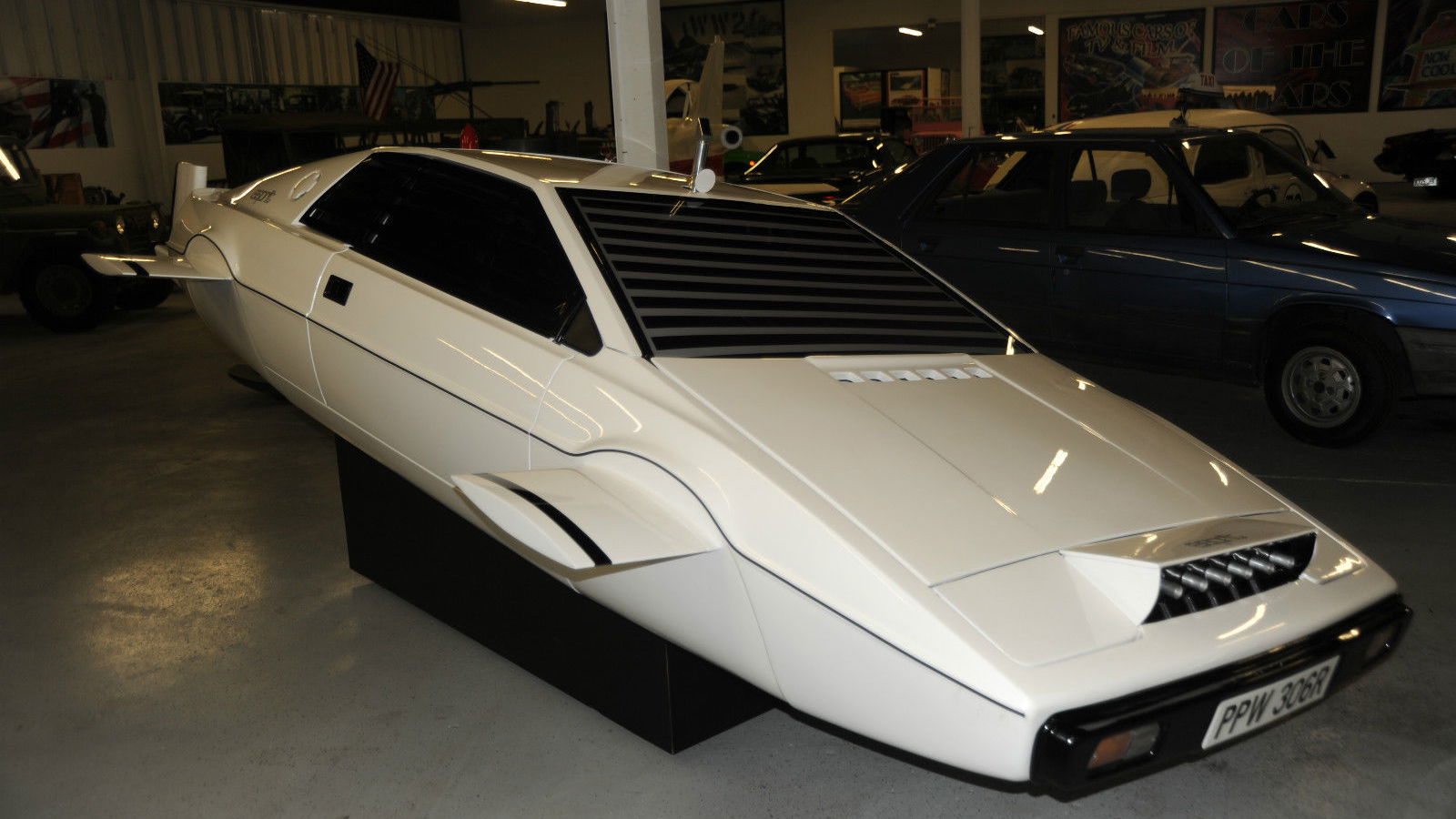 James Bond's Lotus Esprit 'Submarine' Could Be Yours For Just $1 Million