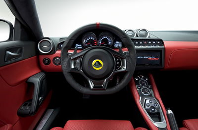 The Lotus Evora 400 Is A 186mph Cayman GT4-Fighting Road Rocket
