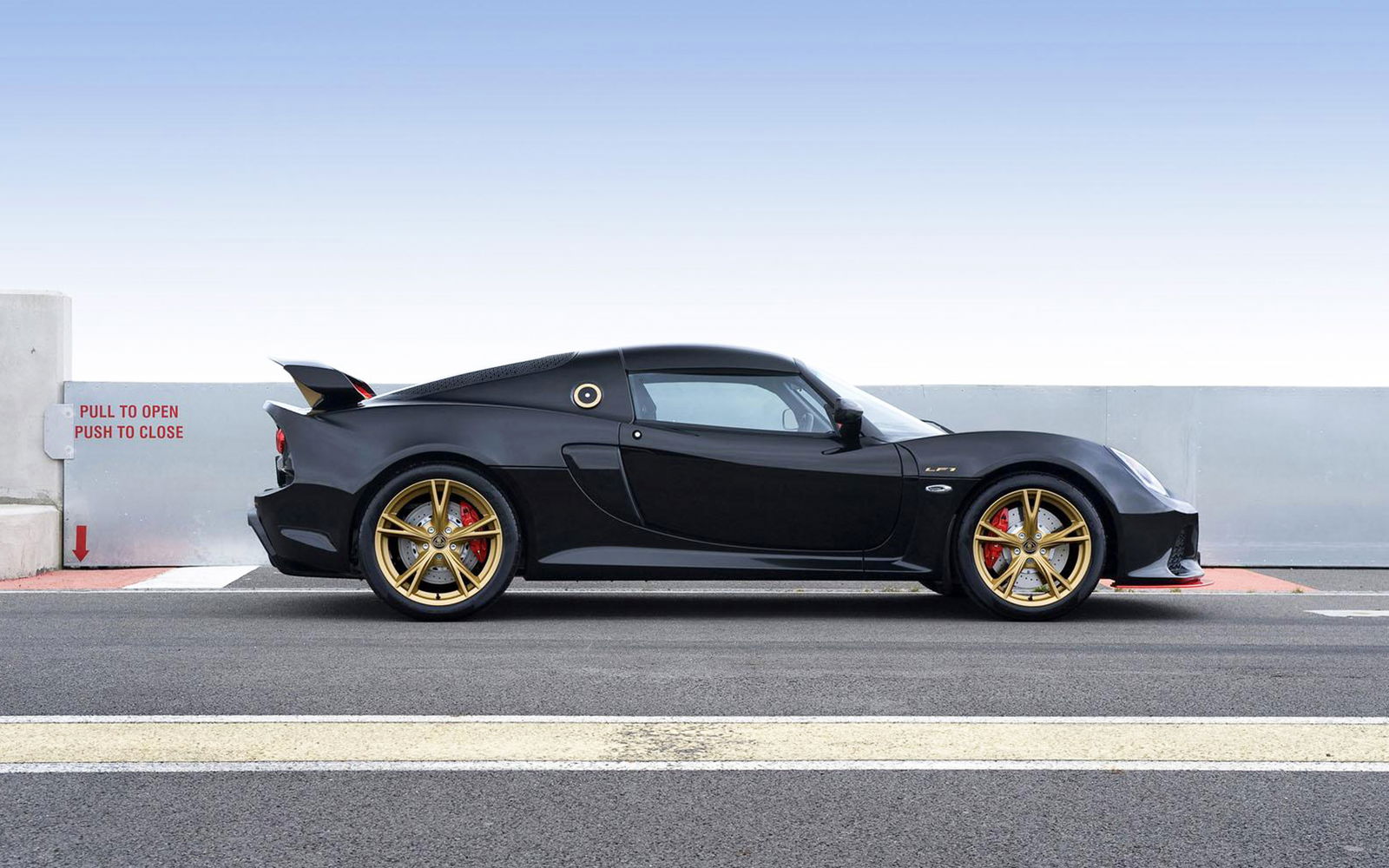 Here Are Three Sexy Lotus Exige LF1 Wallpapers To Spruce Up Your Desktop 