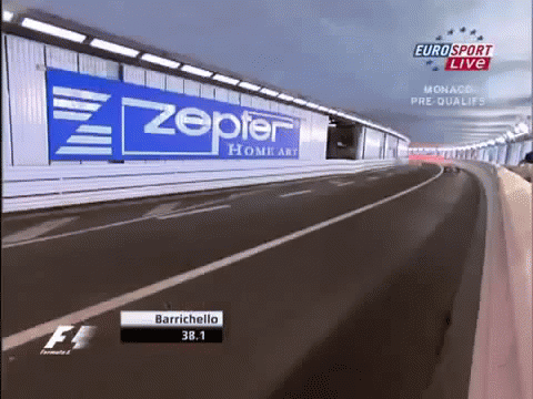 18 Spectacular Gifs Of F1 Racing Around Monaco