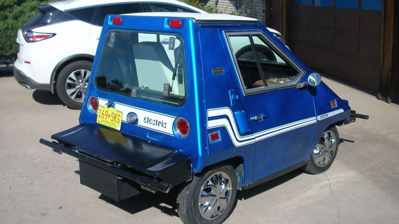This Funky Little Commuta-Car Is How They Did EVs In The 70s, And Could Be Yours For Just $3k
