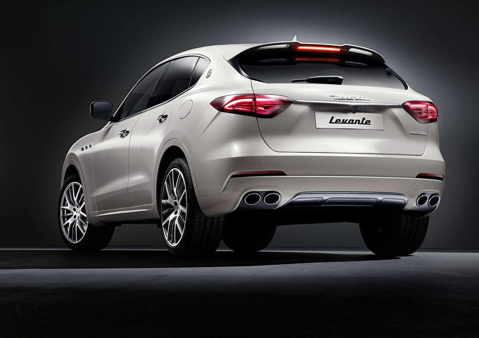 The Maserati Levante Is A Slippery SUV With Up To 425bhp