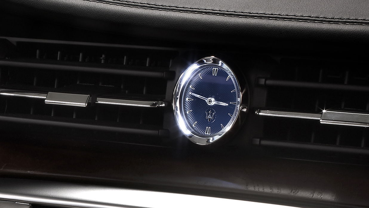 8 Ways Petrolheads Can Spend Today’s Extra Second