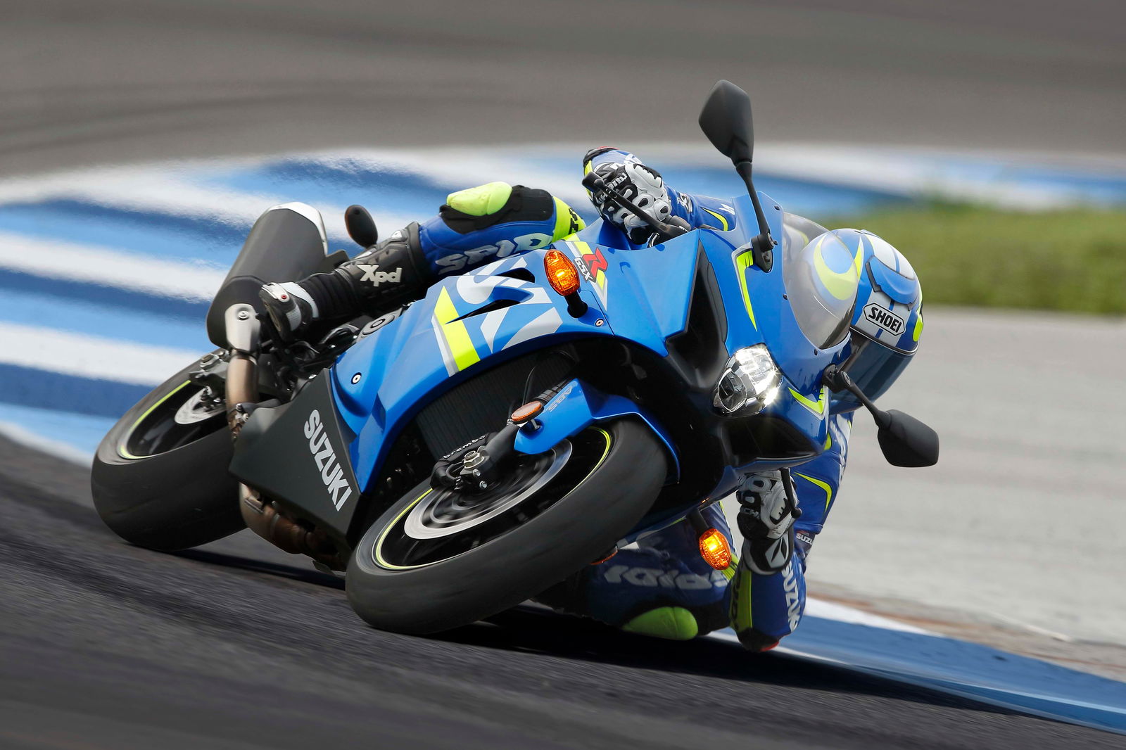 10 Cars With Crazy Power-To-Weight Ratios