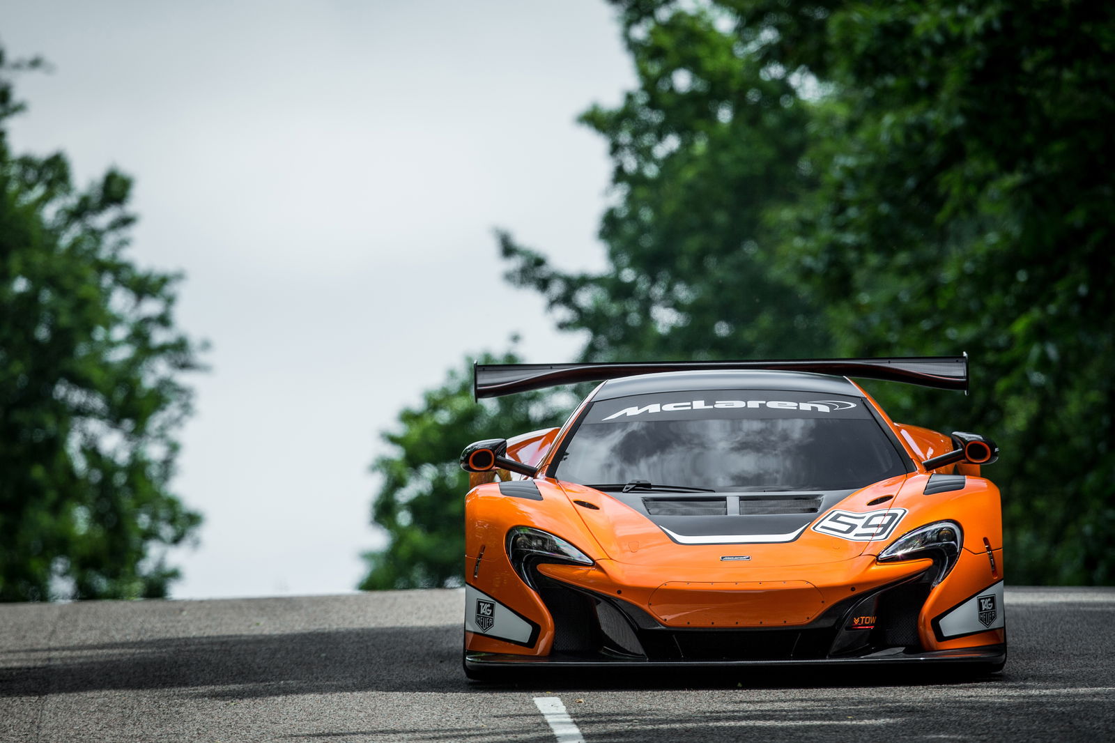 Here Are Six Drool-Worthy Pics Of The Incredible McLaren 650S GT3 