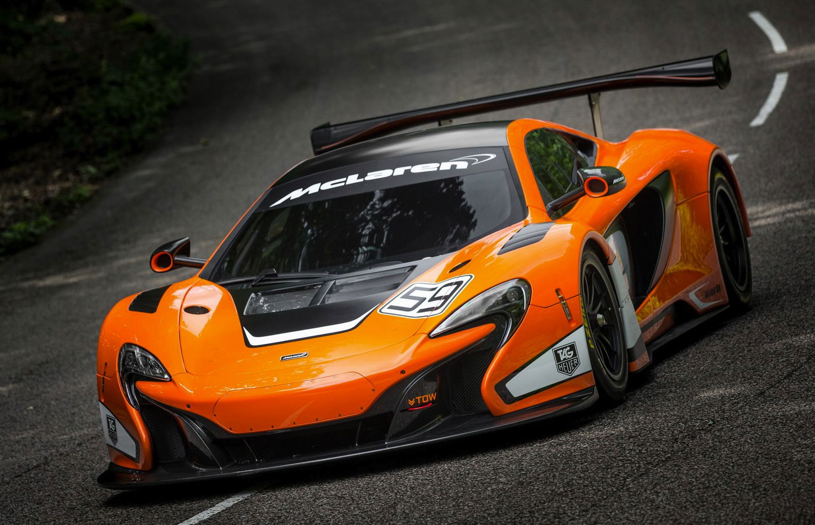 Here Are Six Drool-Worthy Pics Of The Incredible McLaren 650S GT3 